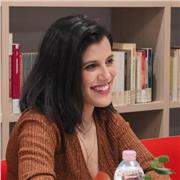 Laureata in Lingue offre lezioni di Inglese, Spagnolo, Francese e Italiano